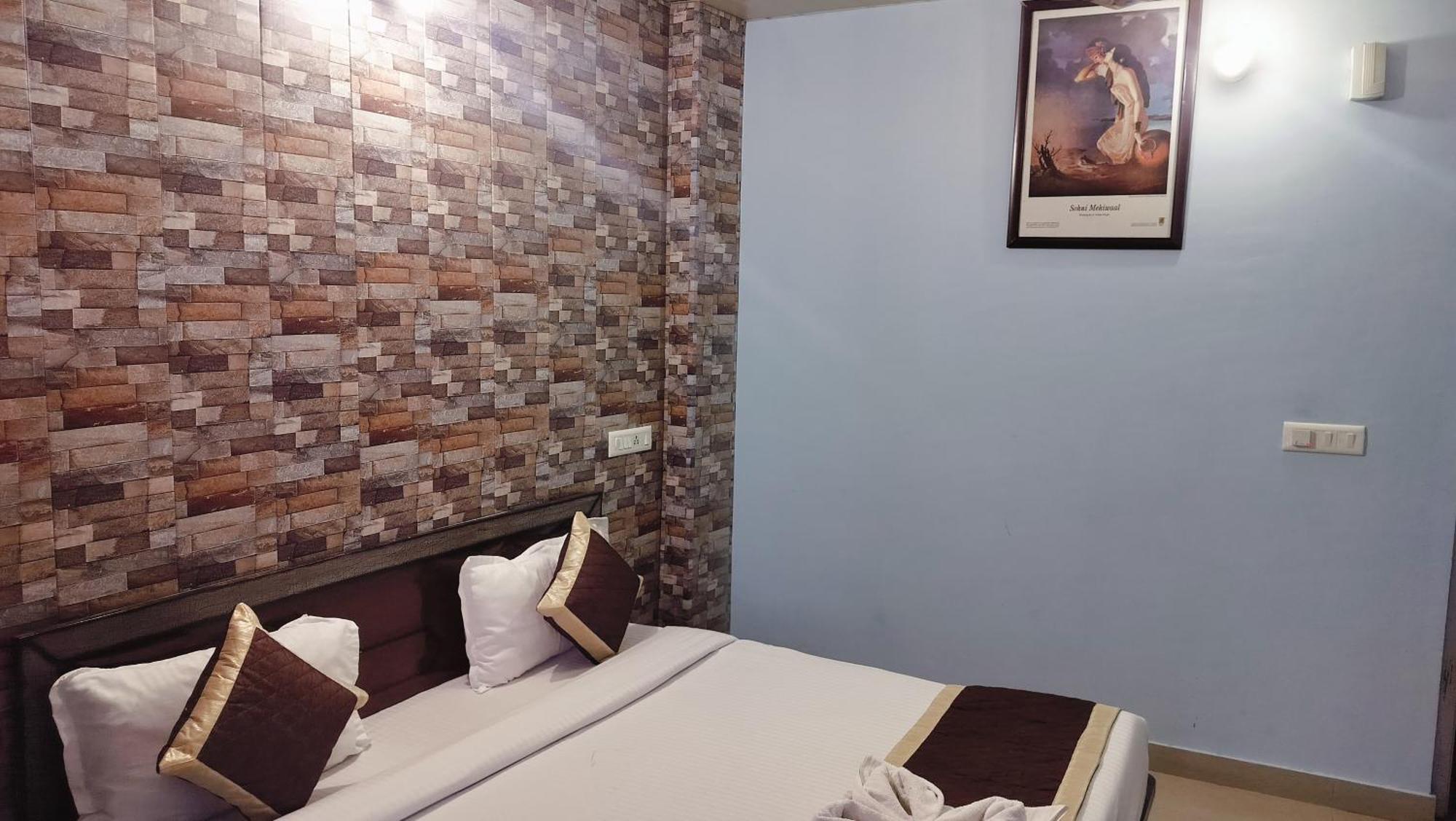 Hotel Binwa View Baijnāth Extérieur photo